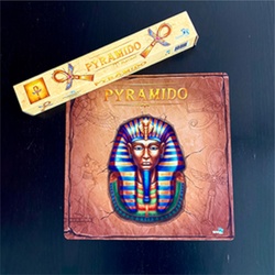 Pyramido Pharaoh Playmat