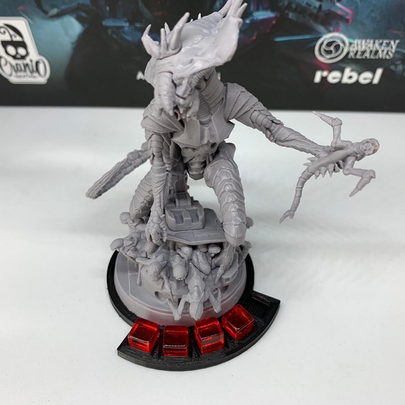 Nemesis: Basetta per Mostri e Cubi Queen immagine 2