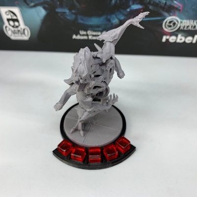 Nemesis: Basetta per Mostri e Cubi Breeders